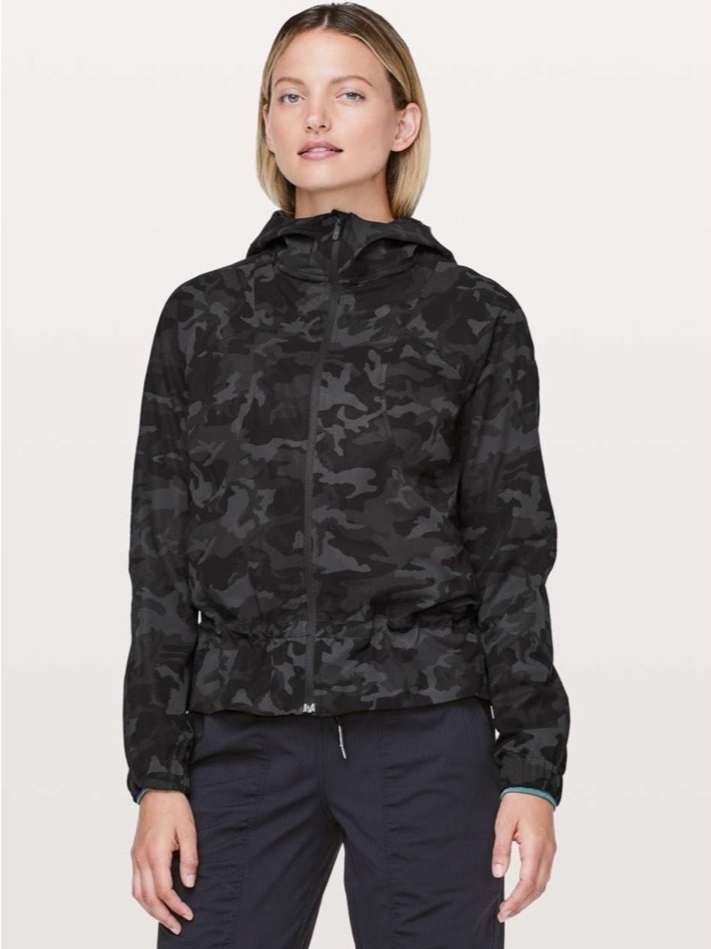 Lululemon Pack It Up Jacket Incognito Camo Multi Grey W4AVRS size 4